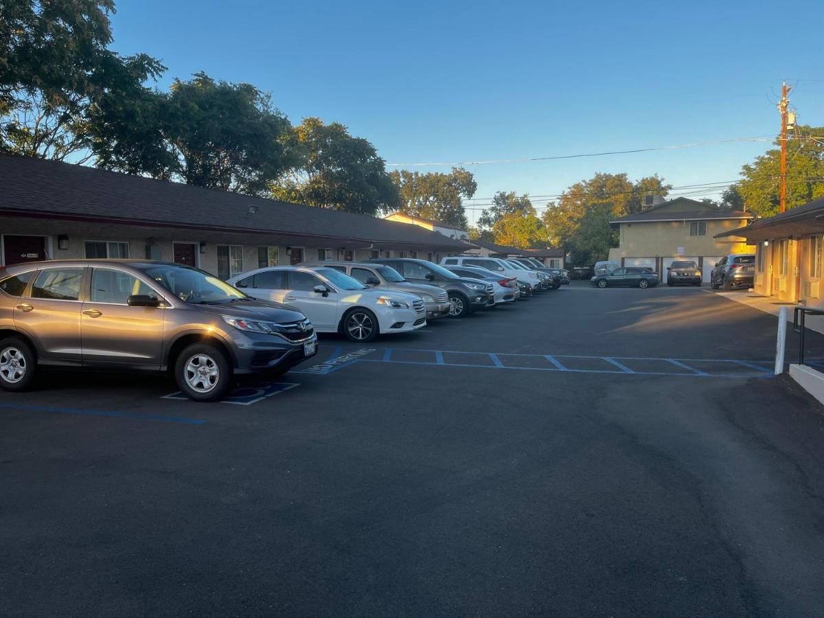 Economy Inn Paso Robles Exteriör bild