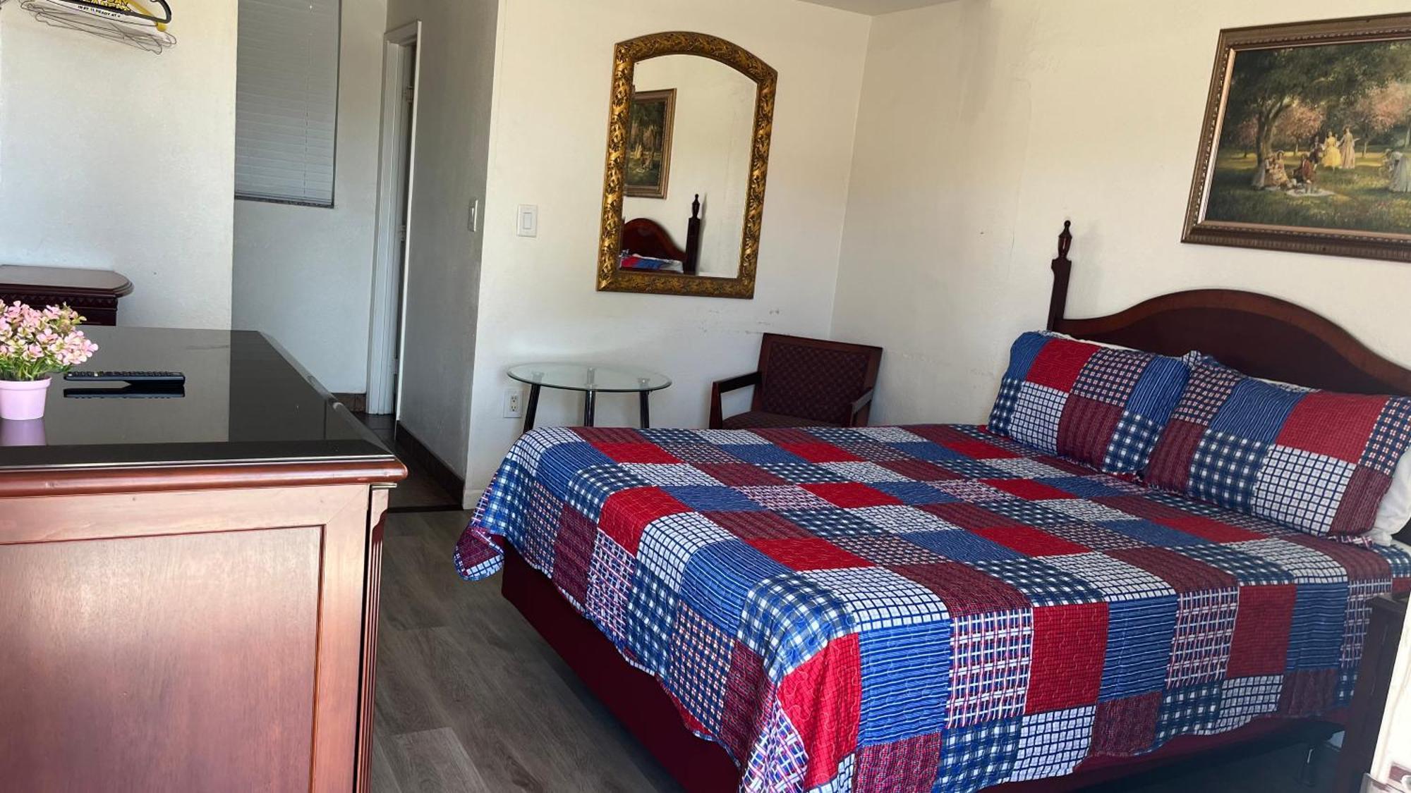 Economy Inn Paso Robles Exteriör bild