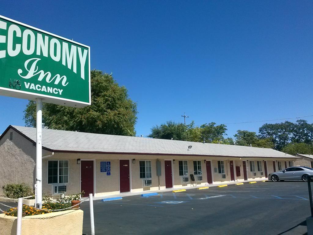 Economy Inn Paso Robles Exteriör bild